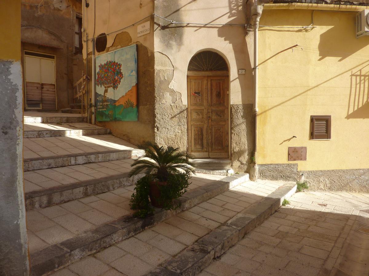 Duomo Rent Room & Flat Agrigento Bagian luar foto